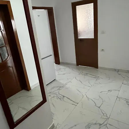 A Διαμέρισμα *